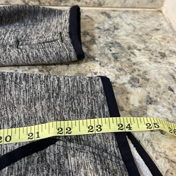 Under Armour Hoodie - Picture 4 of 4